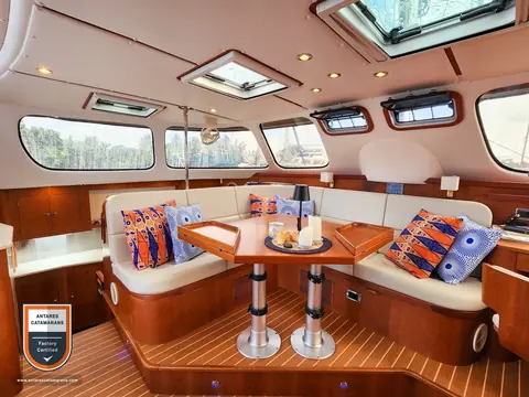 Cloud Nine Antares listing photo showing salon facing forward.