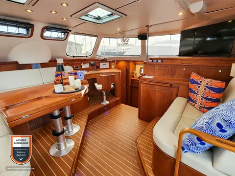 Cloud Nine Antares listing photo showing salon nav station.