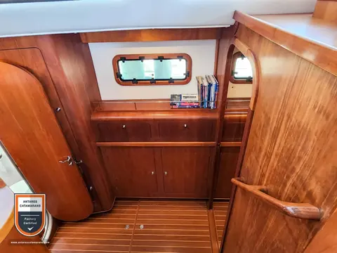Frolic Antares listing photo showing master steps.
