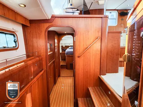Halo Antares listing photo showing master hallway aft.