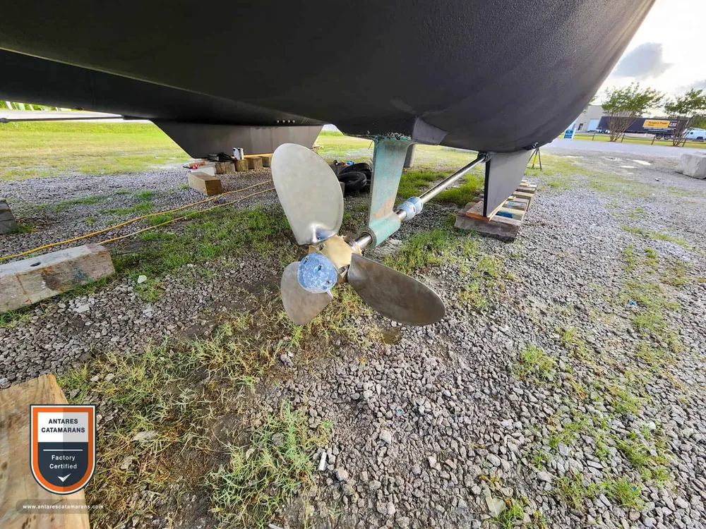 Zephyr Antares listing photo showing sb prop 2.