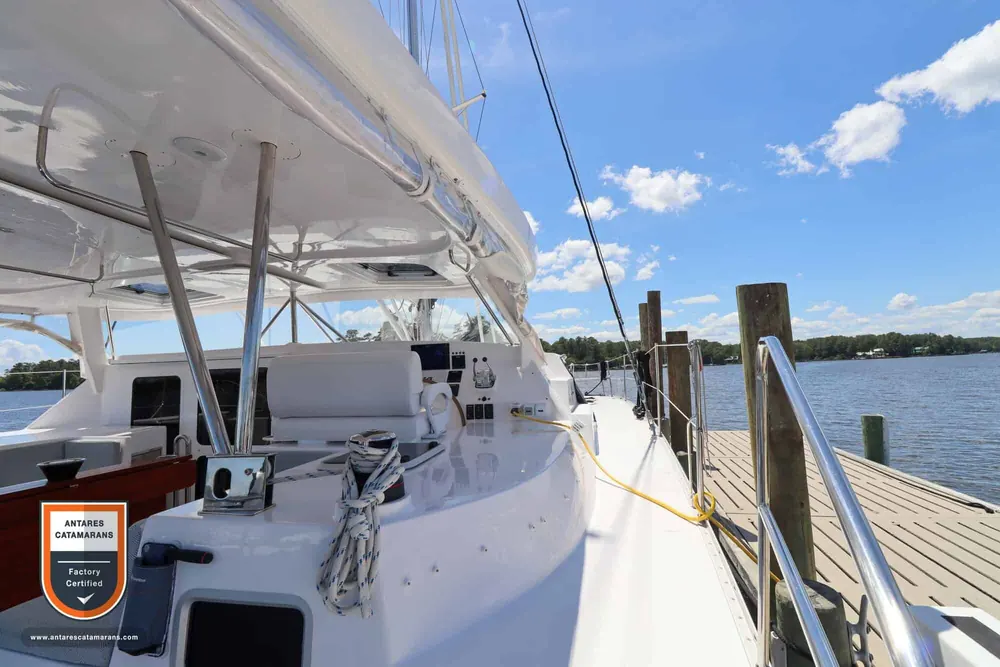 Zephyr Antares listing photo showing sb aft.