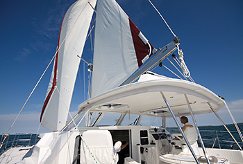 Antares Selden in mast furling